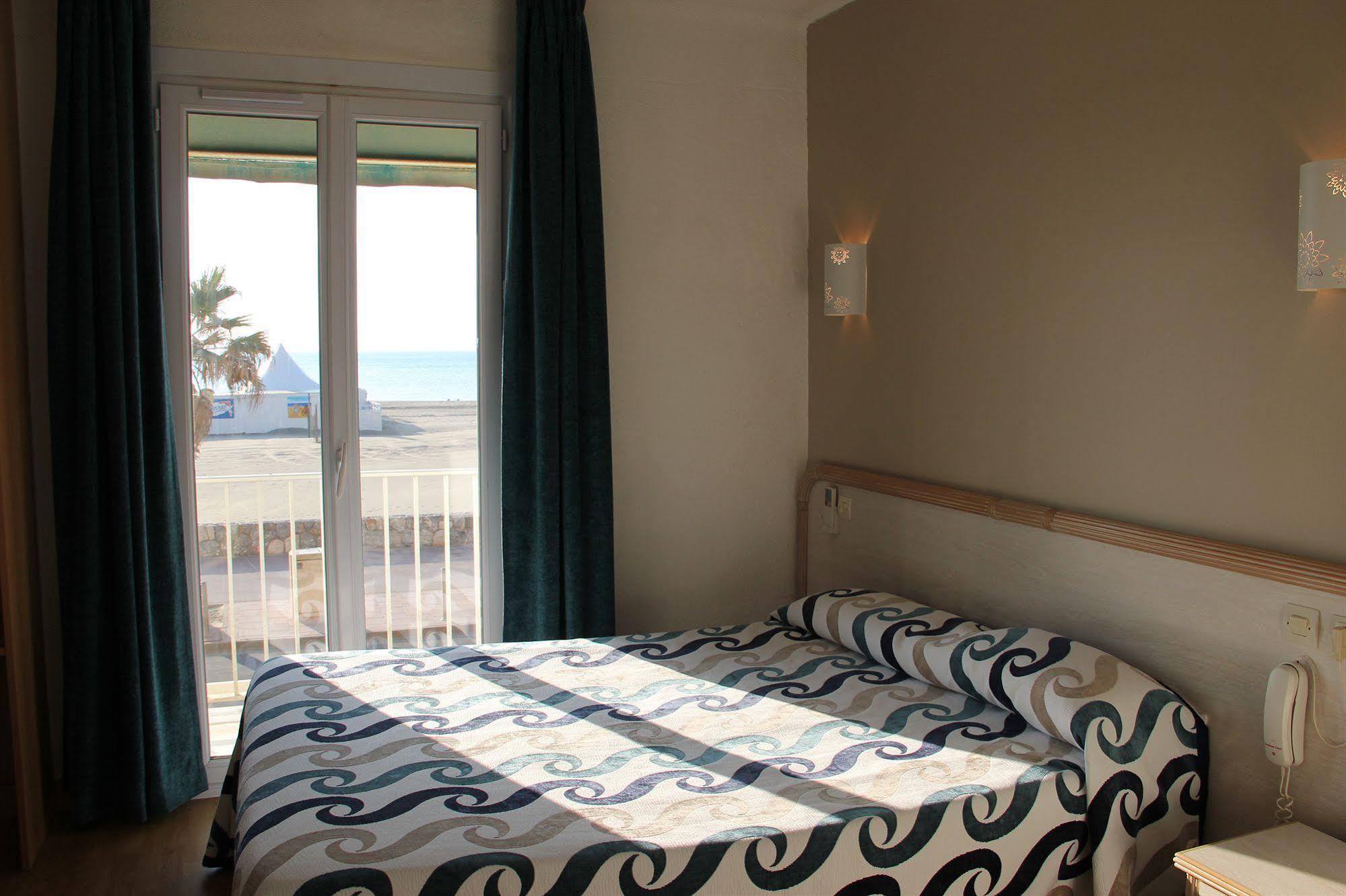 Hotel Saint Georges, Face A La Mer 卡内 外观 照片