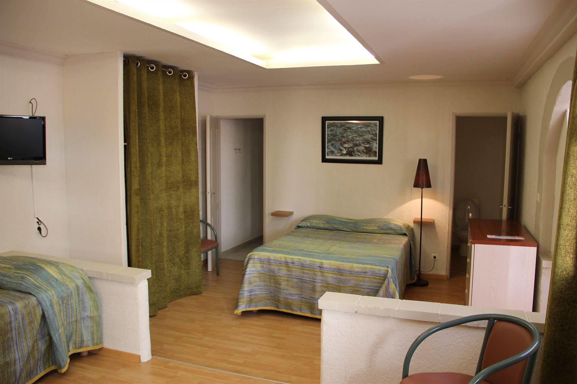 Hotel Saint Georges, Face A La Mer 卡内 外观 照片
